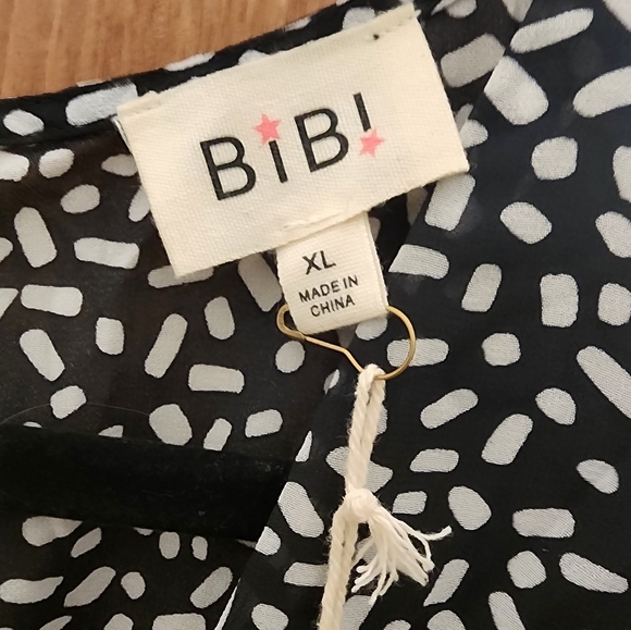 NWT BiBi Romper XL black and white! So beautiful! - Picture 2 of 5
